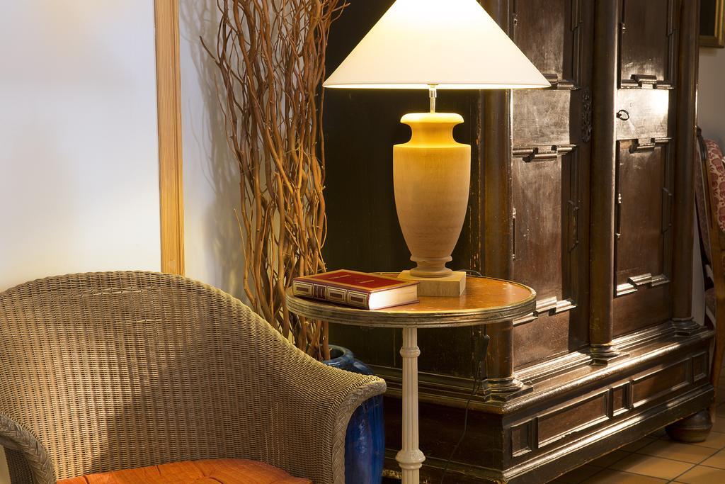 Hotel Du Cygne Parigi Esterno foto